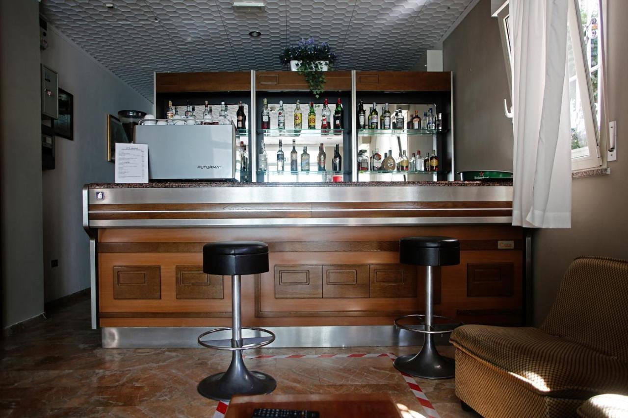 Hotel Serafini Misano Adriatico Buitenkant foto