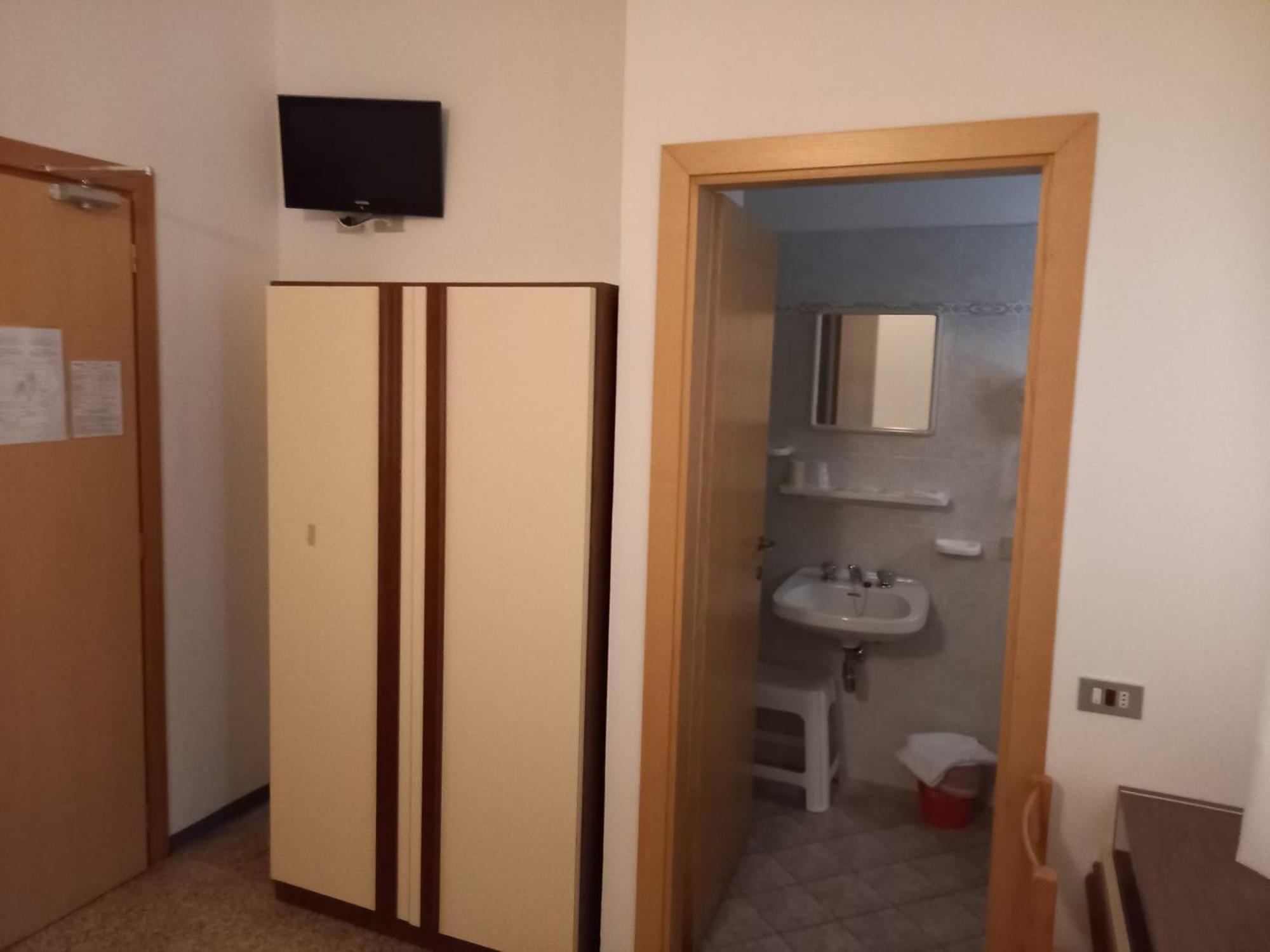 Hotel Serafini Misano Adriatico Buitenkant foto
